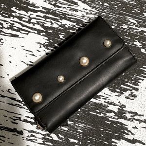 Carpisa clutch wallet